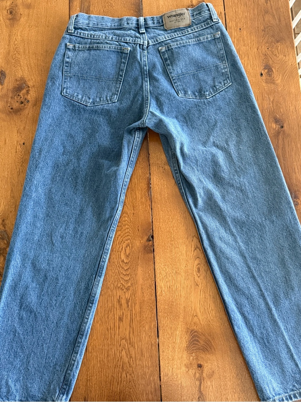 Wrangler Men's Light Blue Straight Jeans